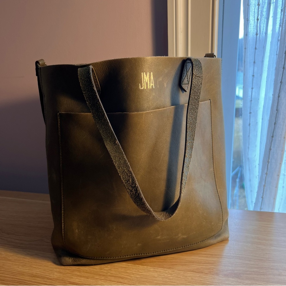 DISCONTINUED Madewell Medium Transport Tote Olive Green Leather